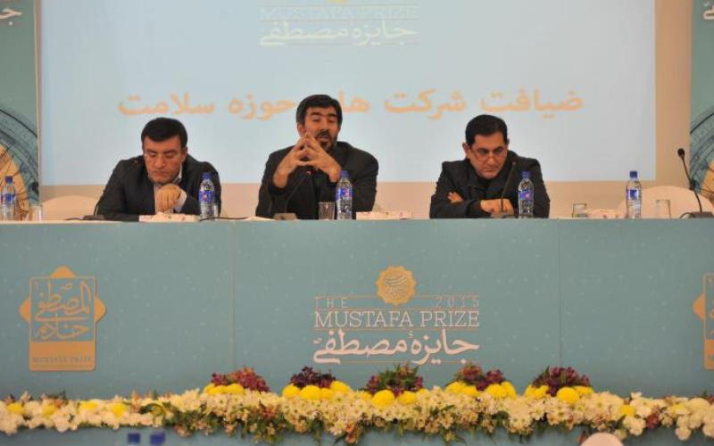 جایزه مصطفی (ص) متاثر از تغییر نگاه های دولتی نیست