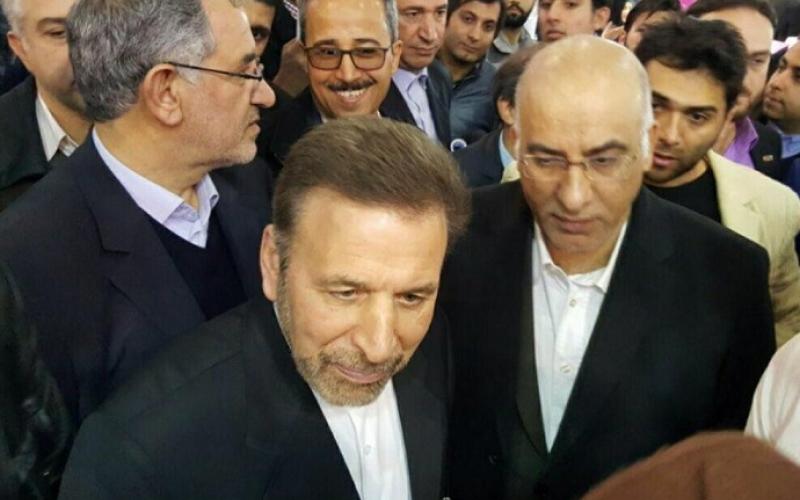 بازدید وزیر ارتباطات از سالن رایتل در نمایشگاه الکامپ