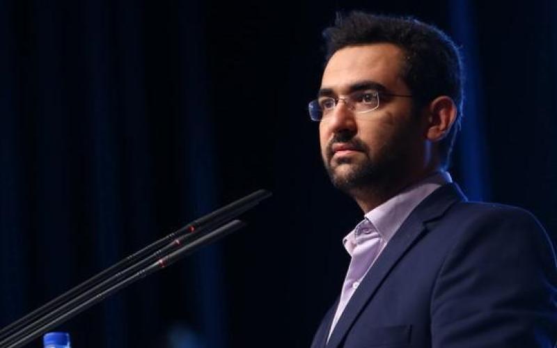 جوانی با برداشتهای متضاد