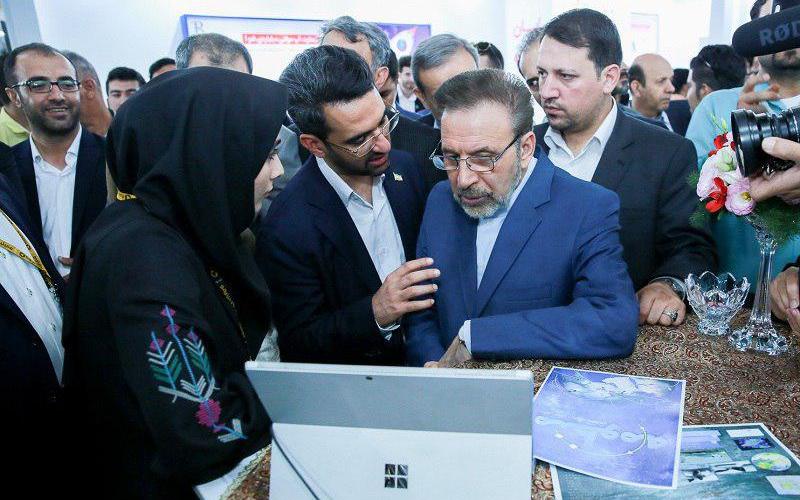 لزوم تلاش برای ارتقای هر چه بیشتر کیفیت محصولات داخلی و حمایت دولت از کسب و کارهای اینترنتی و استارت‌آپ‌ها 