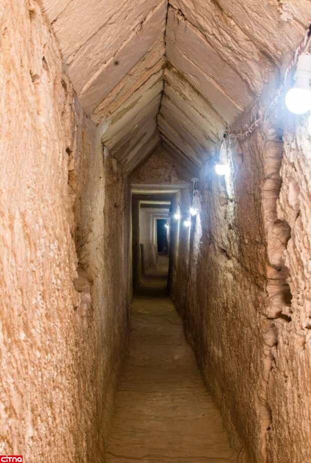 کشف دو شی مرموز در تونلی زیر معبد باستانی مصری