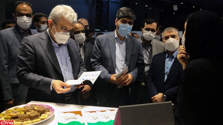 سورنا ستاری