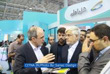 گزارش تصویری/ بازدید دکتر عارف از دستاوردهای همراه اول در نمایشگاه تلکام 2015 