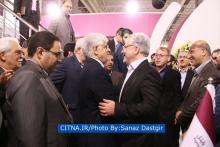 گزارش تصویری/ تشریح اقدامات اپراتوری رایتل در حضور دکتر عارف در شانزدهمین نمایشگاه تلکام 