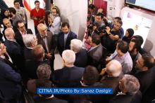 گزارش تصویری/ تشریح اقدامات اپراتوری رایتل در حضور دکتر عارف در شانزدهمین نمایشگاه تلکام 