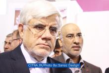 گزارش تصویری/ تشریح اقدامات اپراتوری رایتل در حضور دکتر عارف در شانزدهمین نمایشگاه تلکام 