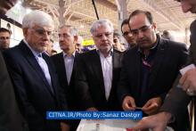 گزارش تصویری/ تشریح اقدامات اپراتوری رایتل در حضور دکتر عارف در شانزدهمین نمایشگاه تلکام 