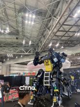 «آرک‌اکس»؛ ربات که فانتزی دوران کودکی ما را به واقعیت تبدیل کرده است! | عکس‌ها