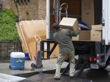 خانواده اوباما در حال اسباب کشی به این خانه ویلایی (+تصاویر)