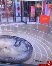 سقوط خانم معتاد به موبایل داخل حوض آب (+تصاویر)