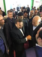 بازدید دکتر واعظی از غرفه پارسیان همراه لوتوس در الکامپ ۲۰۱۶ 