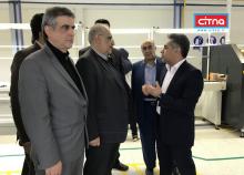 وزیر اقتصاد در بازدید از کارخانه‌ی مخابراتی ارگ جدید: استفاده‌ی دولت از تولیدات ملی ضروری است
