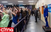 تصاویر/ علاقه‌ی هیلاری کلینتون به سلفی گرفتن با هوادارانش! 